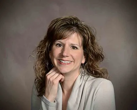 Photo of Jennifer Gelb